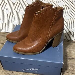 Universal Thread Brown Ankle Boots